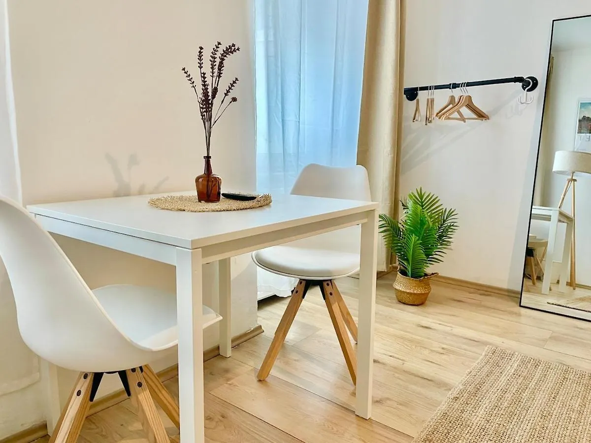 Stylish & Calm Apartment With Easy Access Vídeň