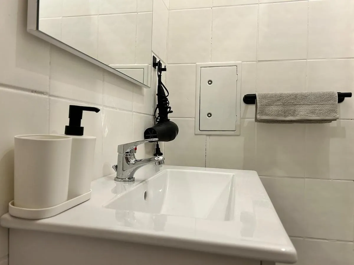 Stylish & Calm Apartment With Easy Access Vídeň 0*,  Rakousko